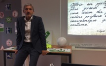VIDEO N° 2 : RENCONTRES DE FOOTBALL FOOT 4 FOOD - REUNION TECHNIQUE TAYEB BELMIHOUB - PRESIDENT DES TERRAINS DE LA PAIX