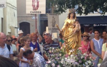 Procession au Suquet à l'occasion de l'Assomption