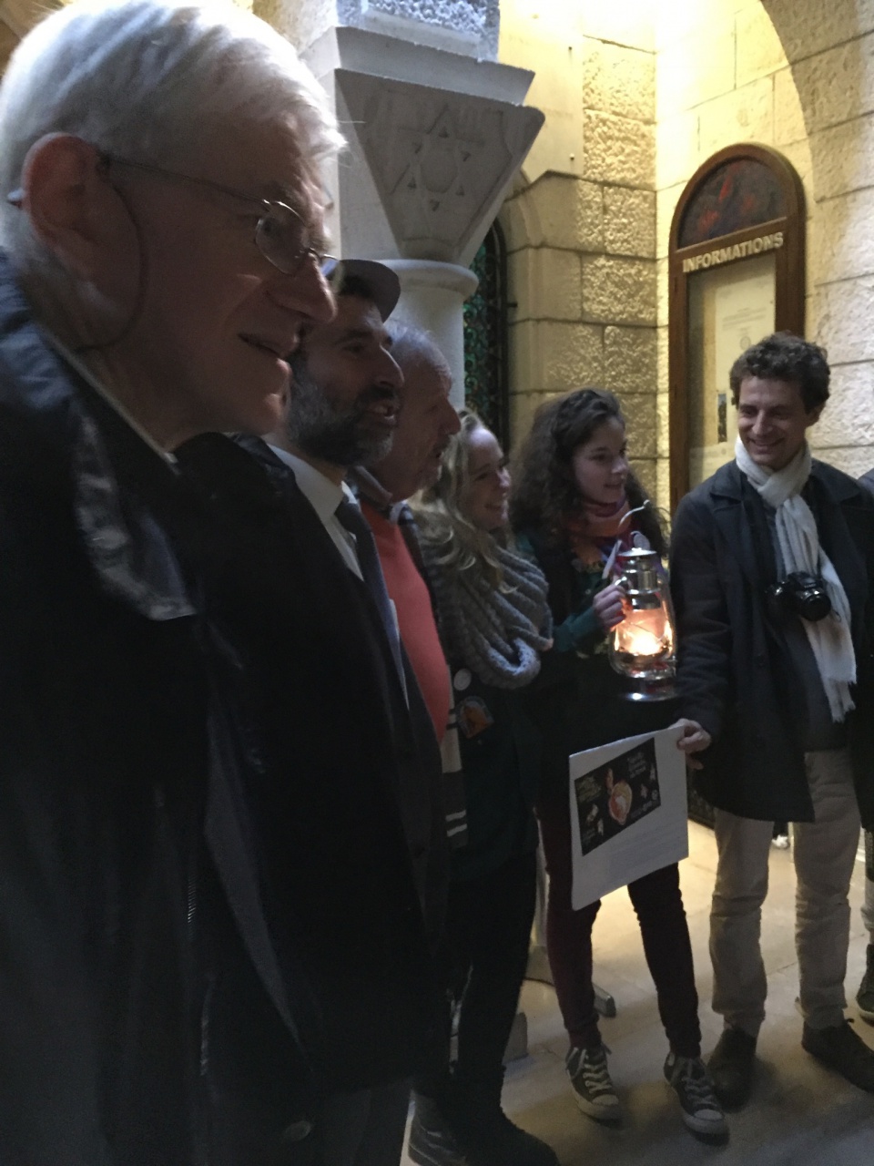 LUMIERE DE BETHLEEM VEAC CANNES (25) SYNAGOGUE